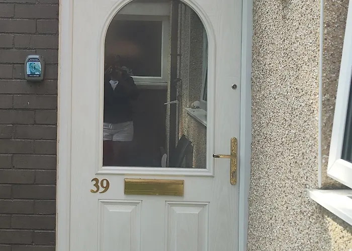 Keyhaven Walk ホームステイ *