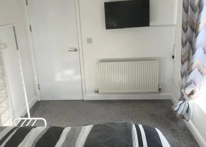 Flat In Greater Manchester