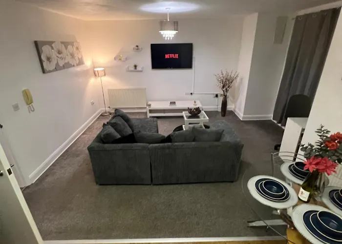 Flat In Greater Manchester