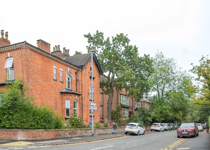 Apartment Silver Pines - 2br - King Bed - 6 Guests - Wi-fi - Free Parking