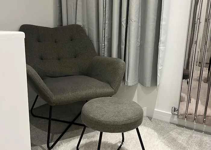 Ferienhaus Entire House - Near Etihad Stadium And *