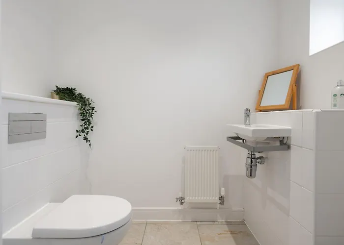 Etihad, & Coop Live - Free Parking - 10ppl * Manchester