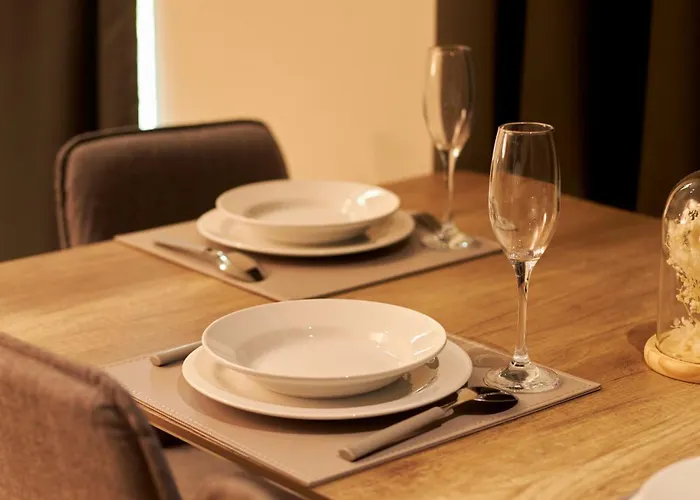 Daire Sleek Haven Luxurious 2bed In Centre