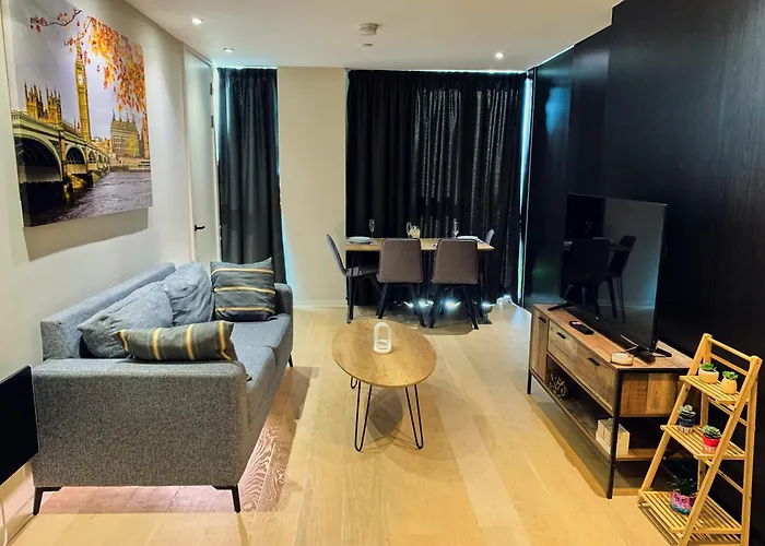 Sleek Haven Luxurious 2bed In Centre *