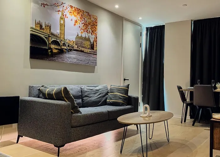 Sleek Haven Luxurious 2bed In Centre Apartament *
