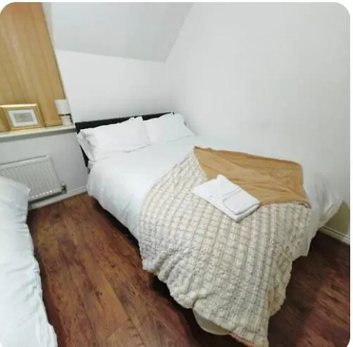 Kingdom Манчестер