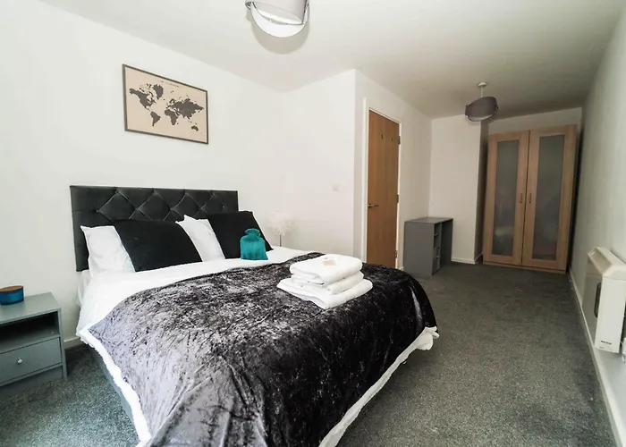 The Palace شقة مانشستر