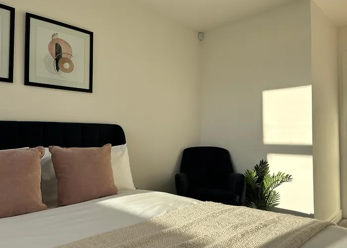 아파트 Apt, Free Parking, Business, Couples & Families *