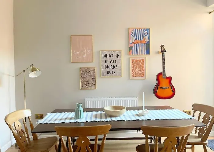 Ferienhaus Artistic 3 Bed In Old Trafford Next To Mufc *