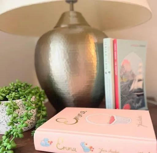 Artistic 3 Bed In Old Trafford Next To Mufc * Μάντσεστερ