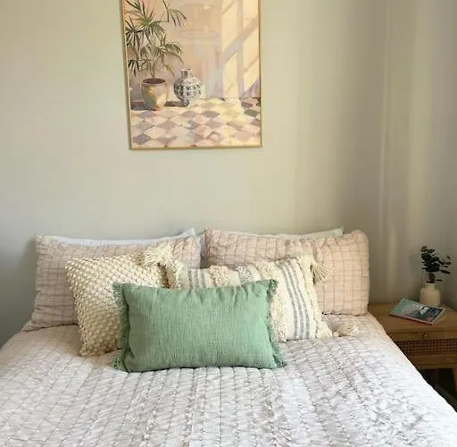 Artistic 3 Bed In Old Trafford Next To Mufc Σπίτι διακοπών *