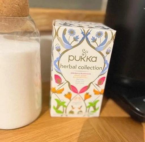 Artistic 3 Bed In Old Trafford Next To Mufc