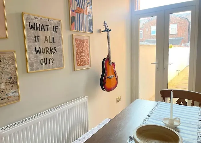 Artistic 3 Bed In Old Trafford Next To Mufc Σπίτι διακοπών Μάντσεστερ