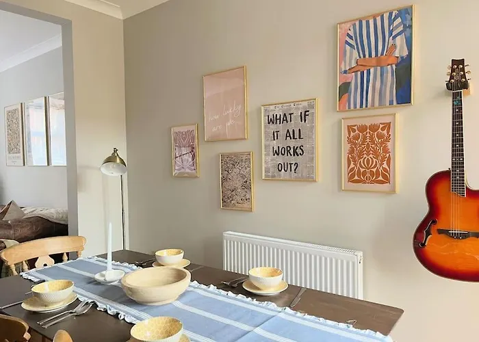 Artistic 3 Bed In Old Trafford Next To Mufc Ferienhaus *