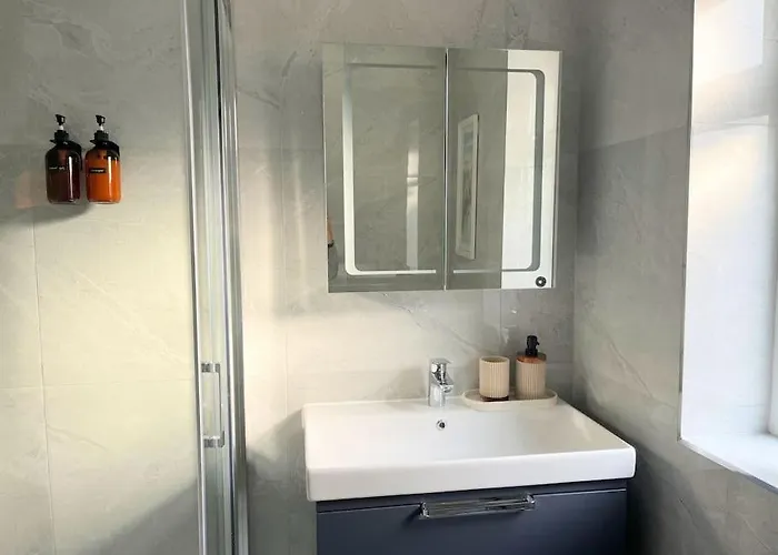 Artistic 3 Bed In Old Trafford Next To Mufc *