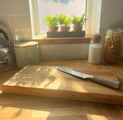 Artistic 3 Bed In Old Trafford Next To Mufc Σπίτι διακοπών *