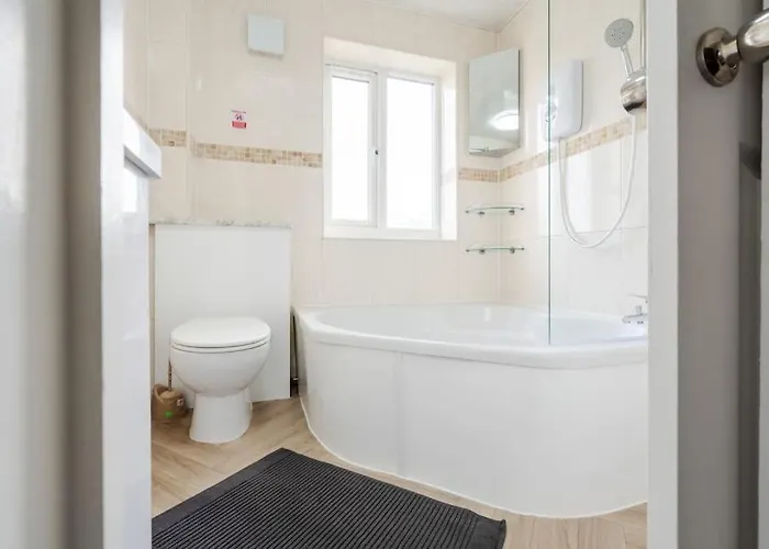 Cozy 3br - Games - Sleeps 9 *