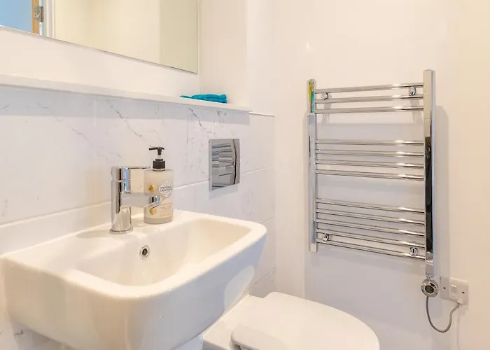 度假居 Stunning Modern 3 Bedroom Townhouse - Perfect Getaway *