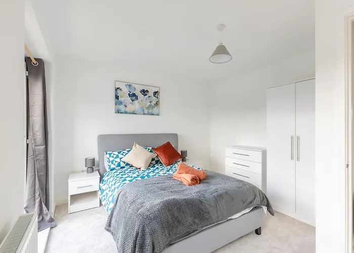 Stunning Modern 3 Bedroom Townhouse - Perfect Getaway 曼彻斯特