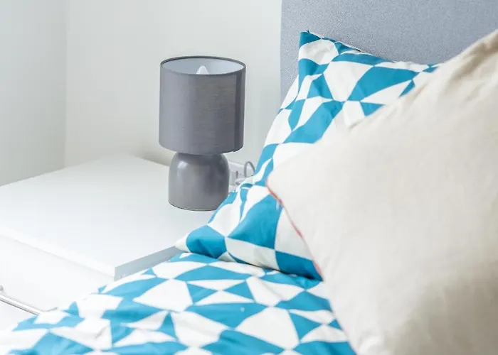 Stunning Modern 3 Bedroom Townhouse - Perfect Getaway