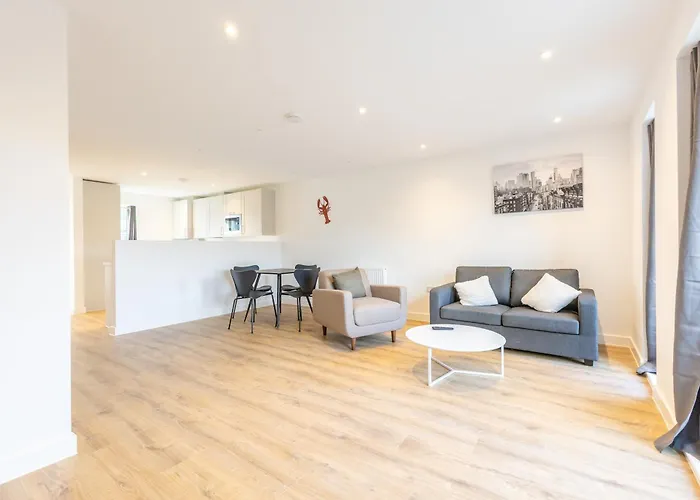 度假居 Stunning Modern 3 Bedroom Townhouse - Perfect Getaway *