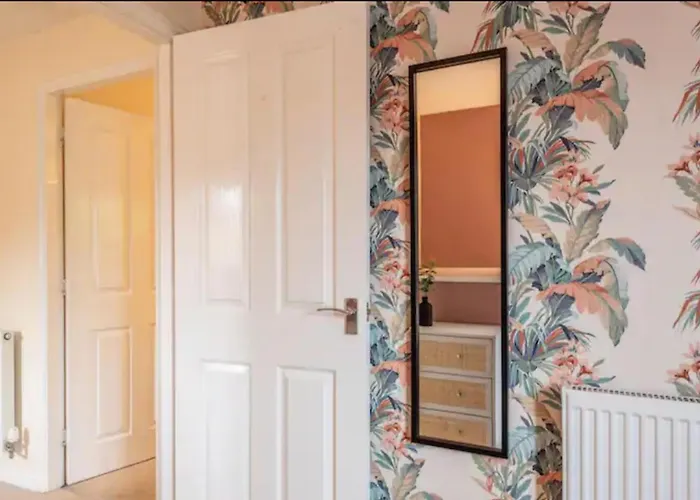 Charming Whitehurst Drive Nest In