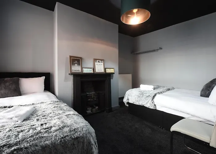 Apartment Swan Street Sleeps 23