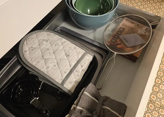 Apartment Basement Centre