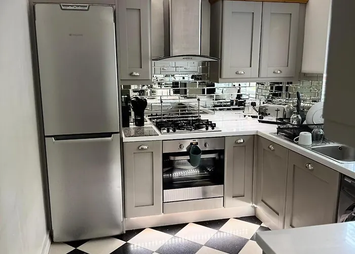 Tatil Evi The Secret Garden Retreat With Hot Tub