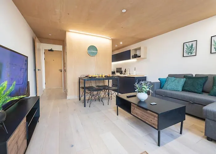 Old Trafford , , 2 Bed Duplex *