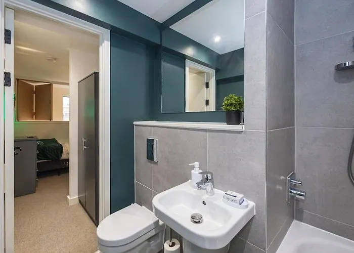 Old Trafford , , 2 Bed Duplex Appartement