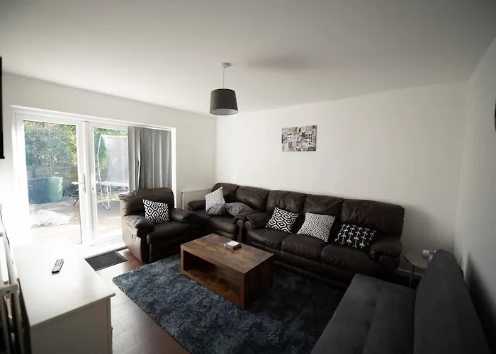 아파트 Spacious 3 Bed Airport Free Parking 맨체스터