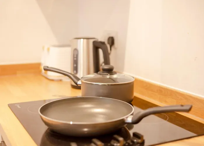 Warm 2 Bedroom 15 Min Walk To Etihad Stadium And Center Apartamento