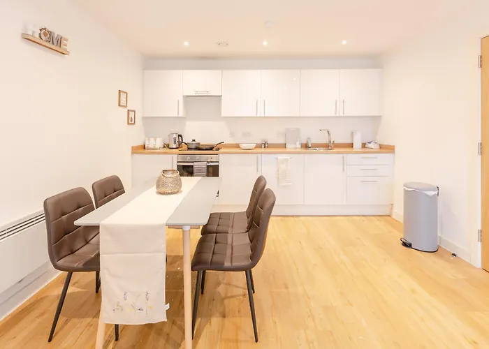 Warm 2 Bedroom 15 Min Walk To Etihad Stadium And Center Apartamento Mánchester