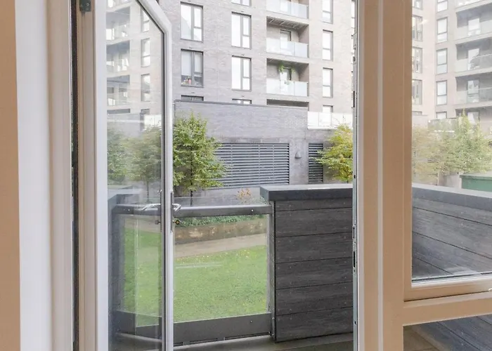 Warm 2 Bedroom 15 Min Walk To Etihad Stadium And Center Apartamento