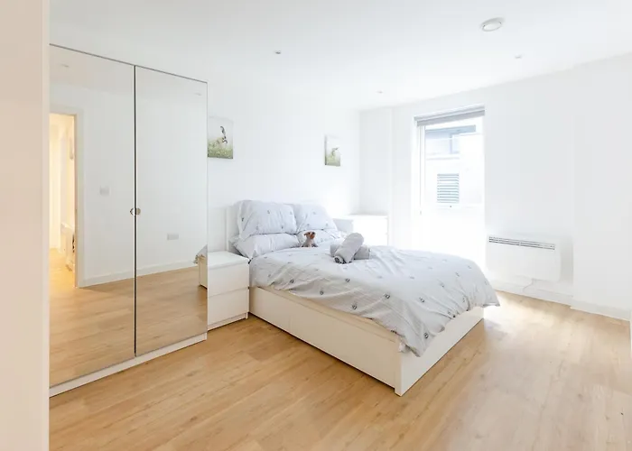 Warm 2 Bedroom 15 Min Walk To Etihad Stadium And Center Apartamento *