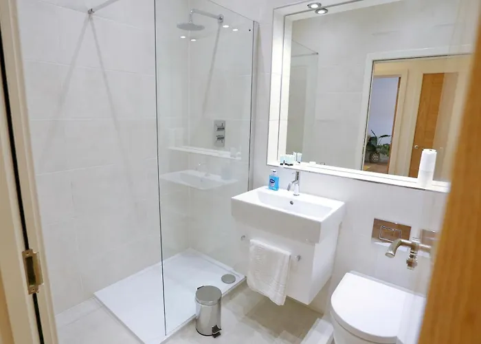 Beautifully 3bed Restored - Pass The Keys *