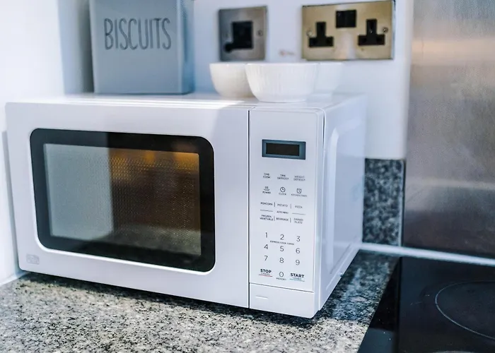 Sleeps 8, Duplex Apartment, Pool Table, Balcony X2, Long Term Disc, Perfect For Groups Appartamento *