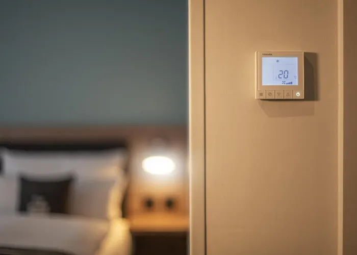 - The Niu, Loom North By Ihg 3*