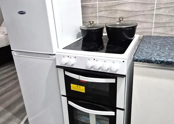 Affordably Elegant Close To Coop Live, Etihad Stadium And Centre Apartament