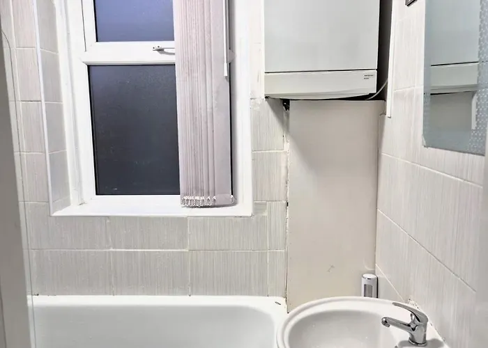 Affordably Elegant Close To Coop Live, Etihad Stadium And Centre Apartament