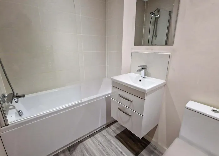 Apartment With Free Parking By Superhost Manchester