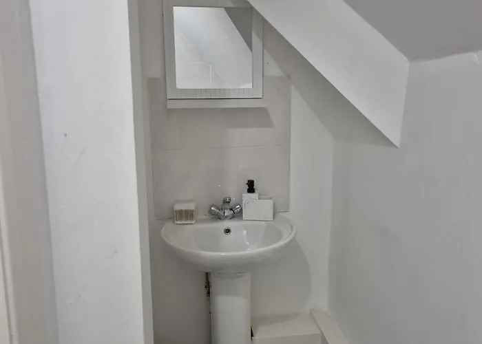 Affordably Elegant Close To Coop Live, Etihad Stadium And Centre Apartamento *