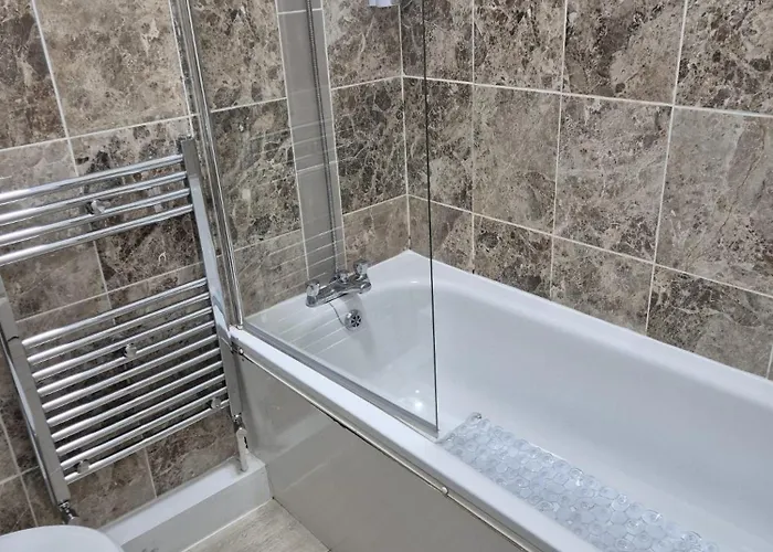 Apartamento Affordably Elegant Close To Coop Live, Etihad Stadium And Centre Mánchester