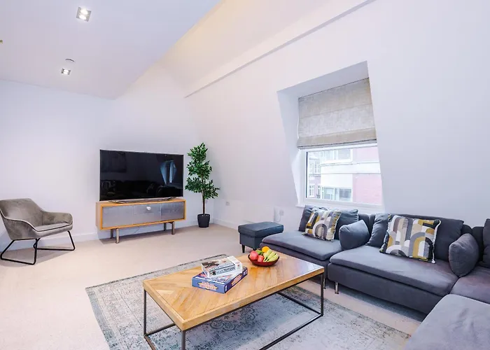 Villa King Street Collection *