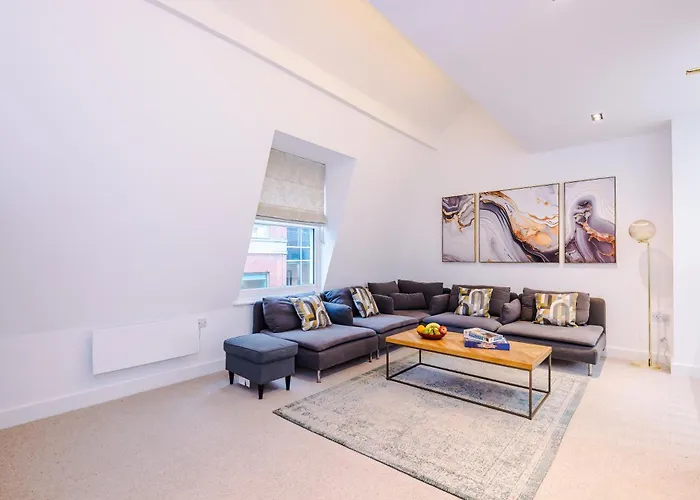 Vila King Street Collection Manchester