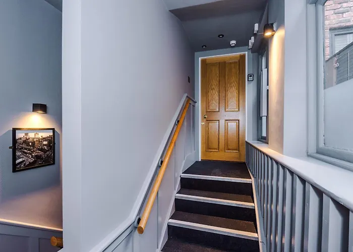 Vila King Street Collection