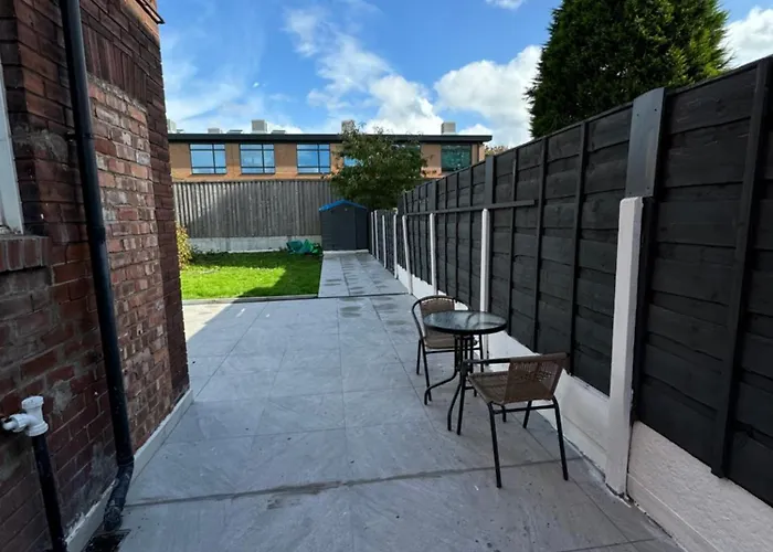 Elegant Estates Humble Abode 6 Проживание в семье