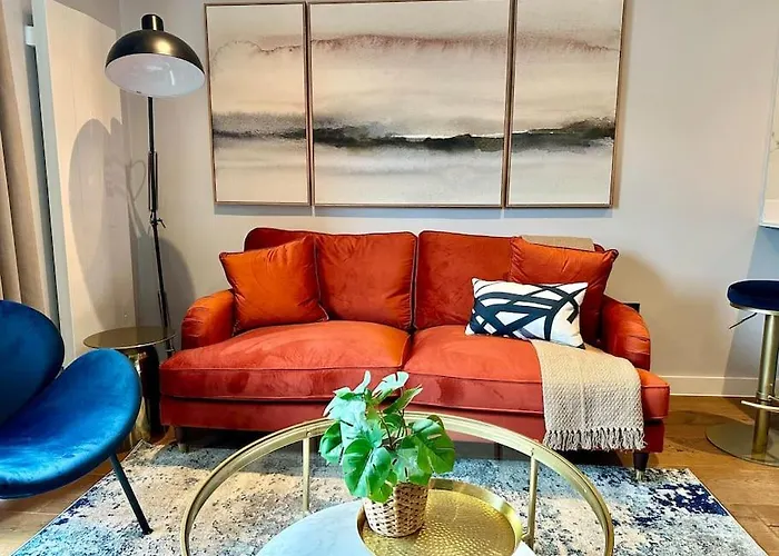 아파트 Stunning Centre Duplex With Free Parking