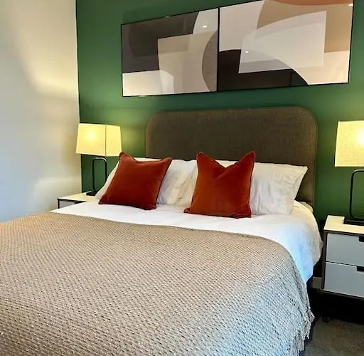 Apartament Stunning Centre Duplex With Free Parking